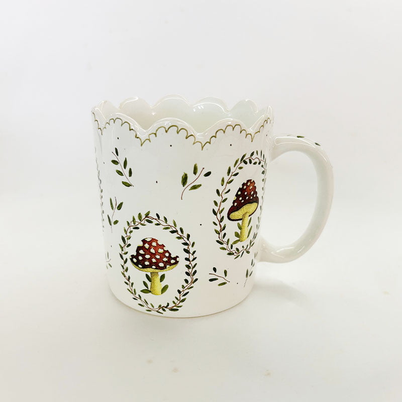 Caneca ondulada cogumelos