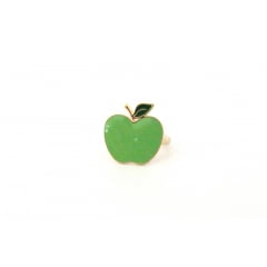 Anel dourado com formato de  maçã verde