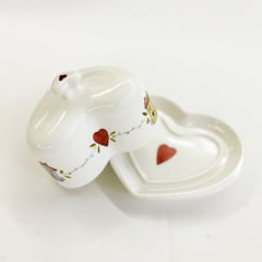 Mantegueira  de porcelana coração casinhas
